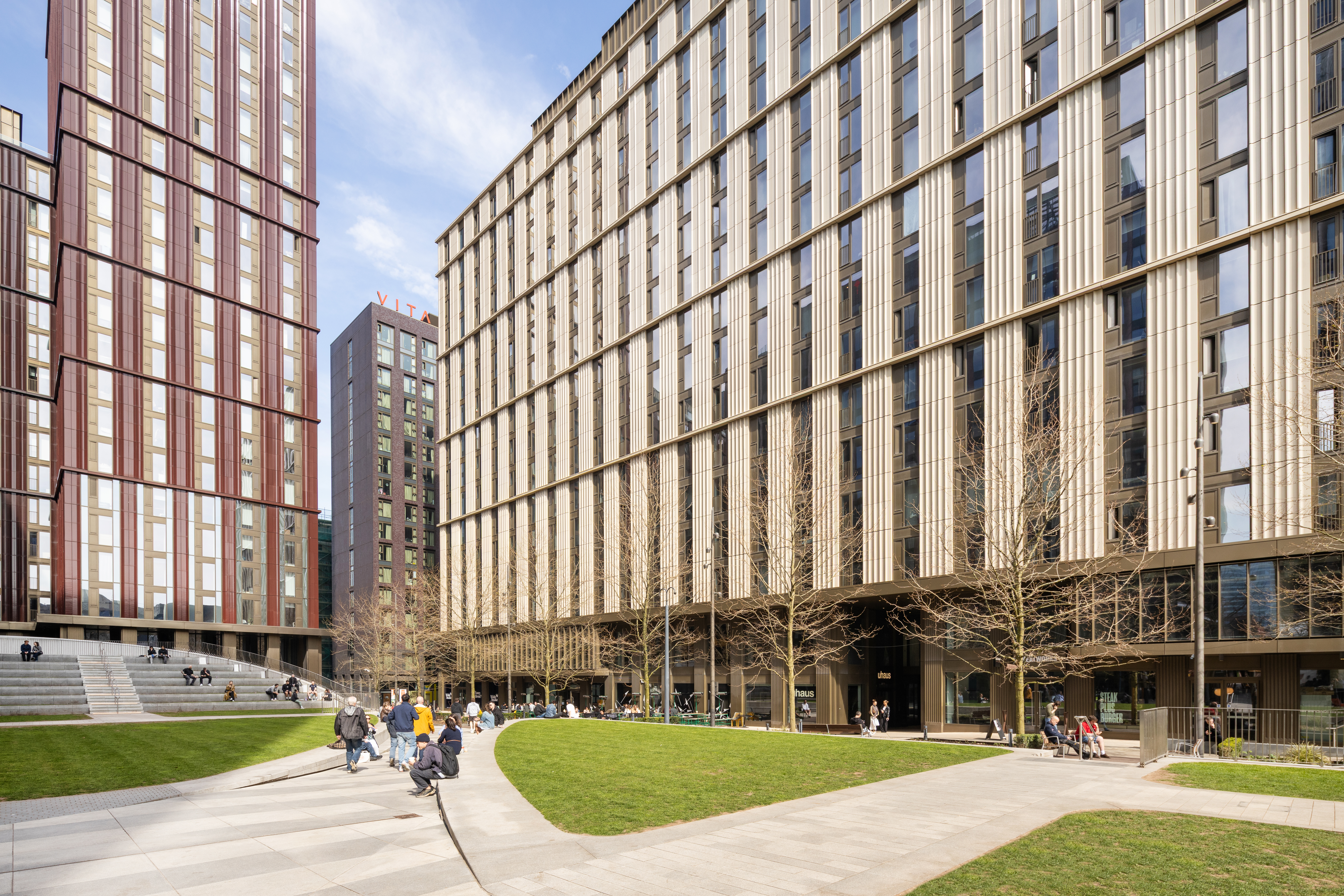 circle square apartments