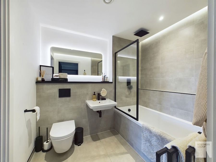 Apt 5.04 :: One Silk Street image 5