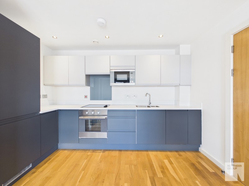 Apt 5.17 :: Flint Glass Wharf image 1