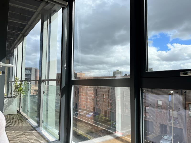 Apt 5.17 :: Flint Glass Wharf image 2