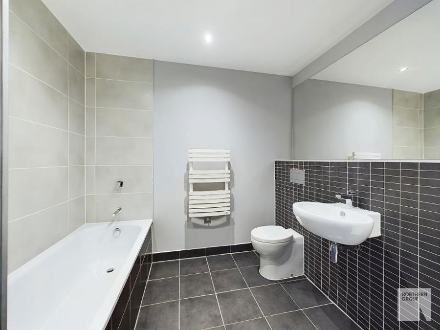 Apt G.14 :: Flint Glass Wharf image 5