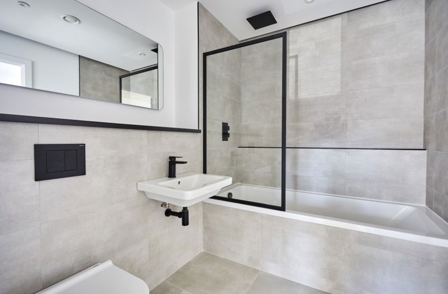 Apt 3.06 :: One Silk Street image 7