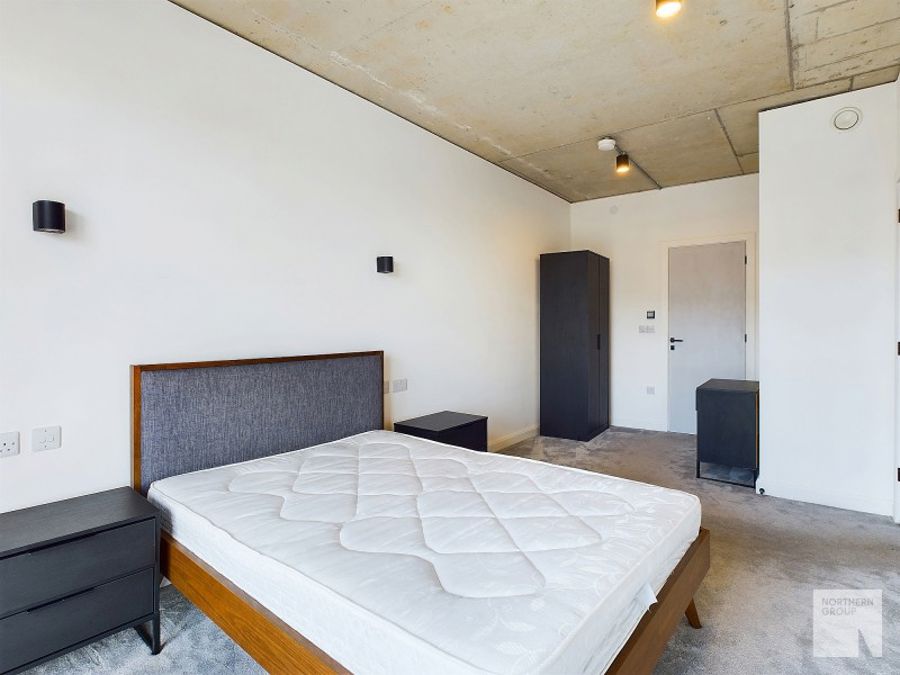 Apt 3.06 :: One Silk Street image 8