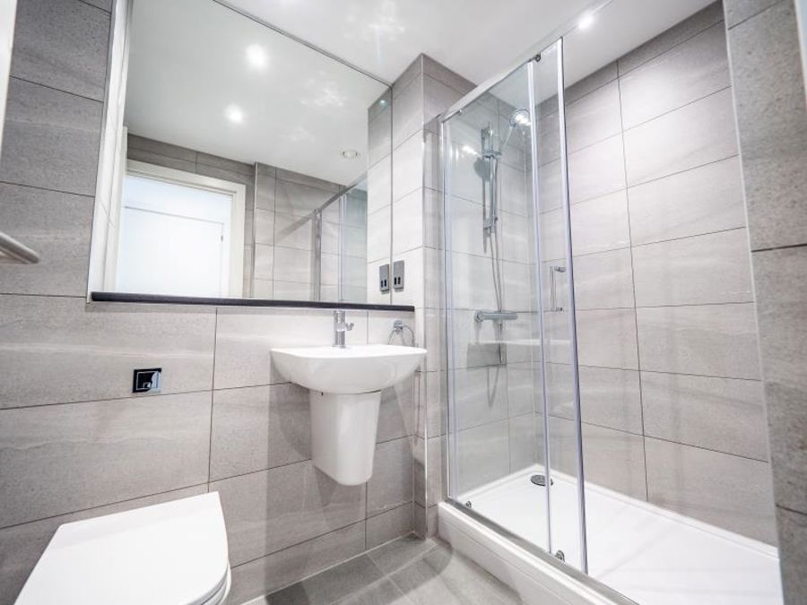 Apt 47 :: The Quarters image 9