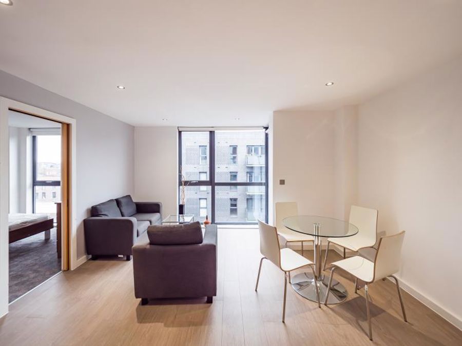 Apt 4.15 :: Flint Glass Wharf image 1
