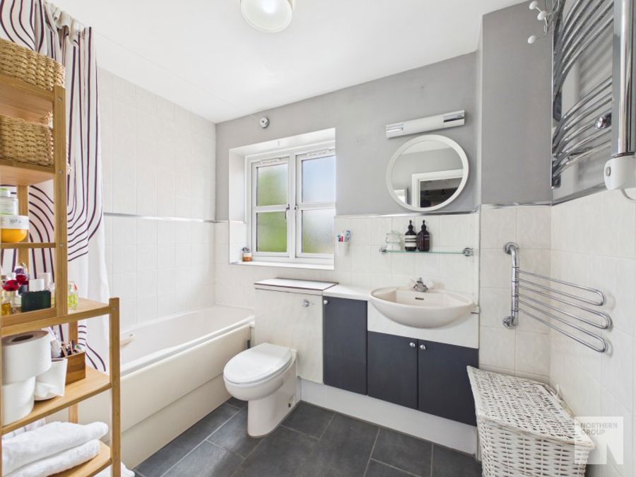 Thomas Telford Basin :: Piccadilly Village image 7