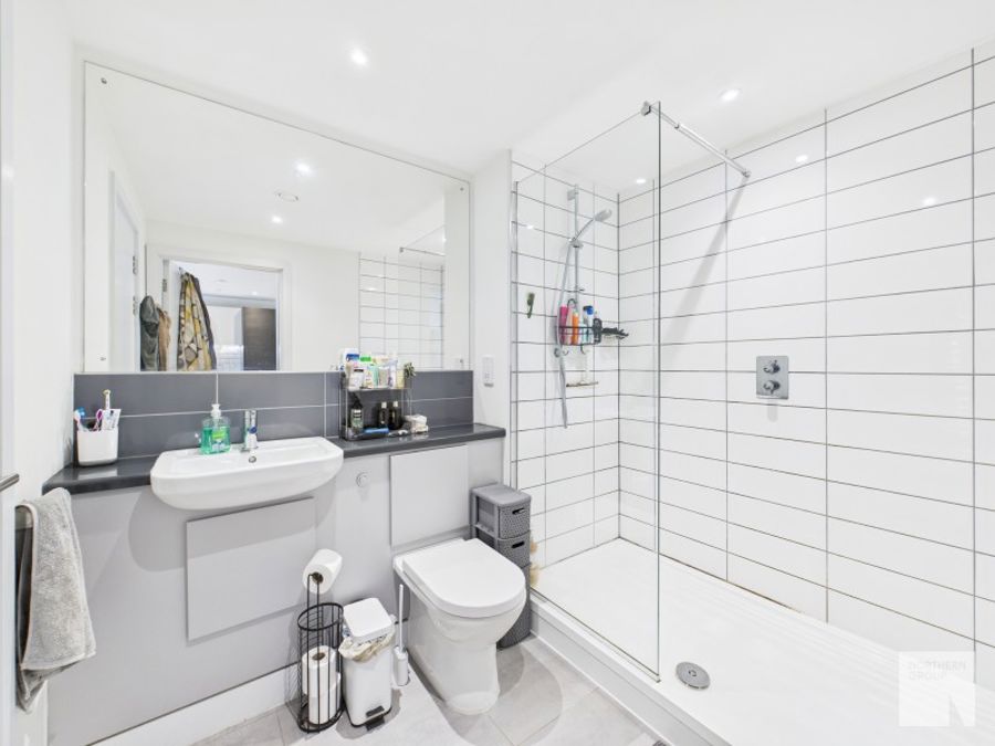 Apt 92 :: One Vesta Street image 9