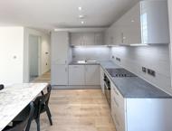 Apt 21 :: The Quarters image 5