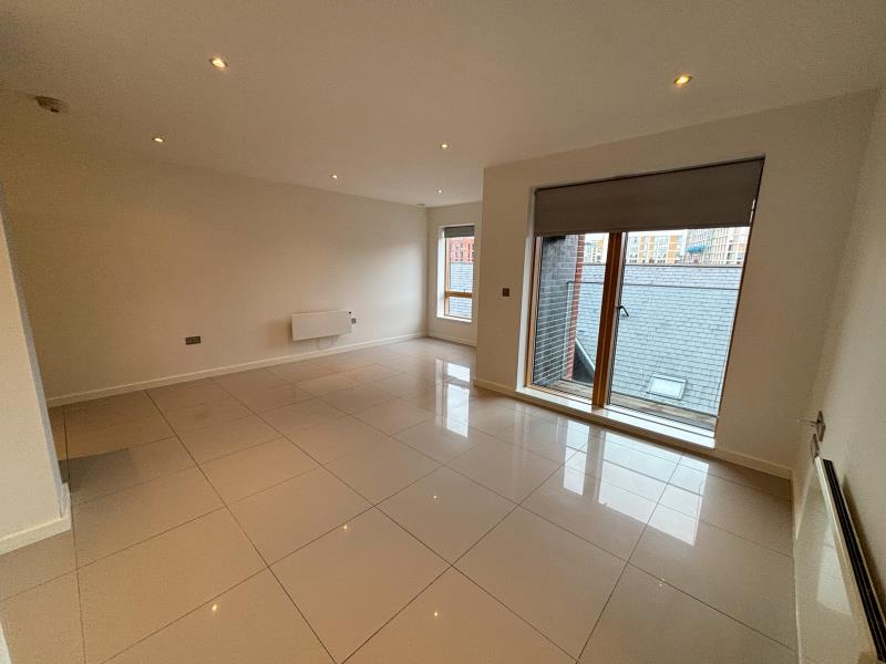 Apt 3.15 :: Ice Plant image 6