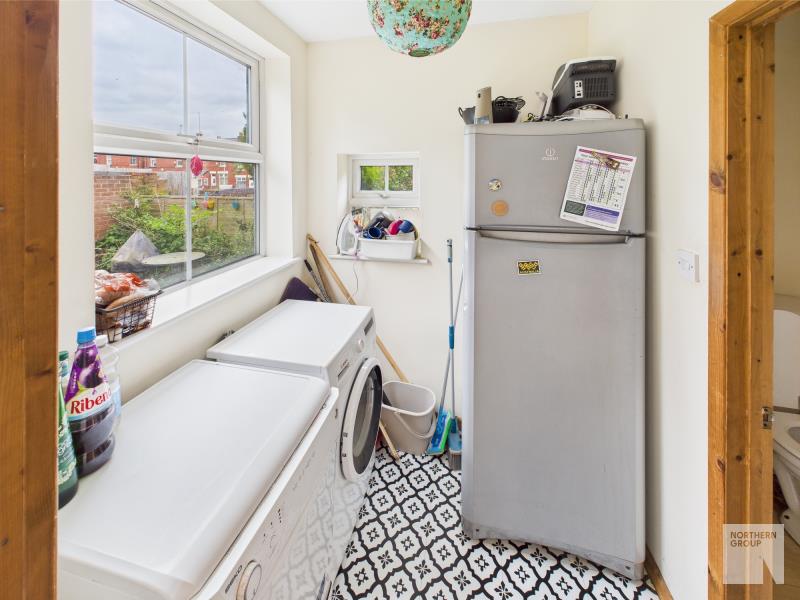 Brinnington Road :: Stockport image 7