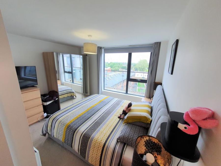 Apt 5.01 :: Flint Glass Wharf image 3
