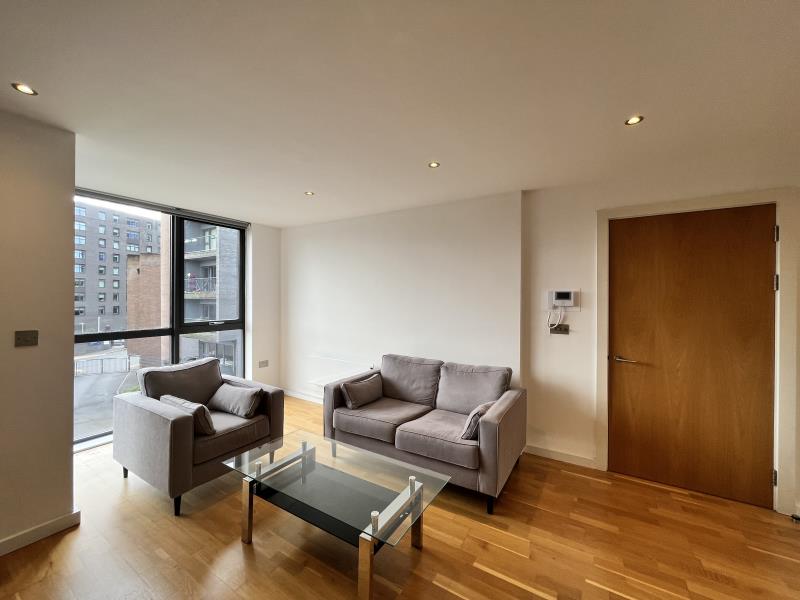 Apt 2.19 :: Flint Glass Wharf image 1