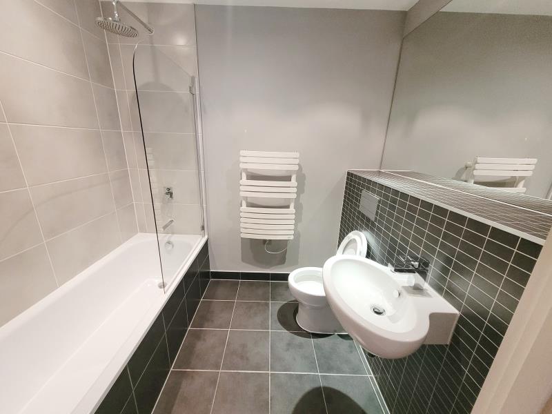 Apt 2.19 :: Flint Glass Wharf image 7