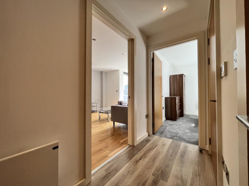 Apt 2.19 :: Flint Glass Wharf image 9