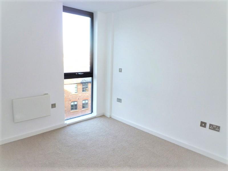 Apt 2.06 :: Flint Glass Wharf image 9