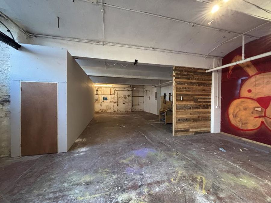 Unit 1, Room 2 :: Wellington House image 2
