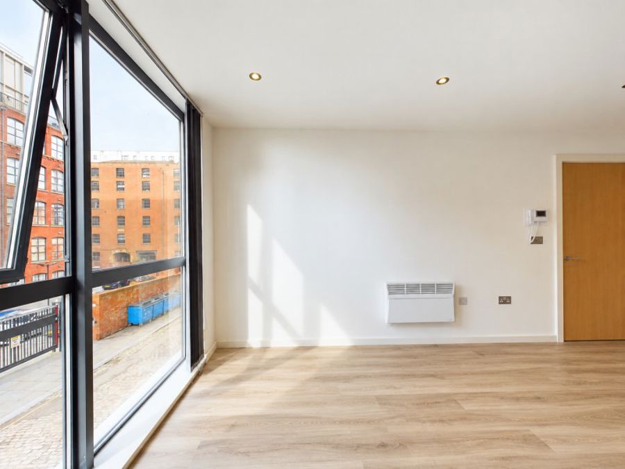 Apt 3.03 :: Flint Glass Wharf image 4