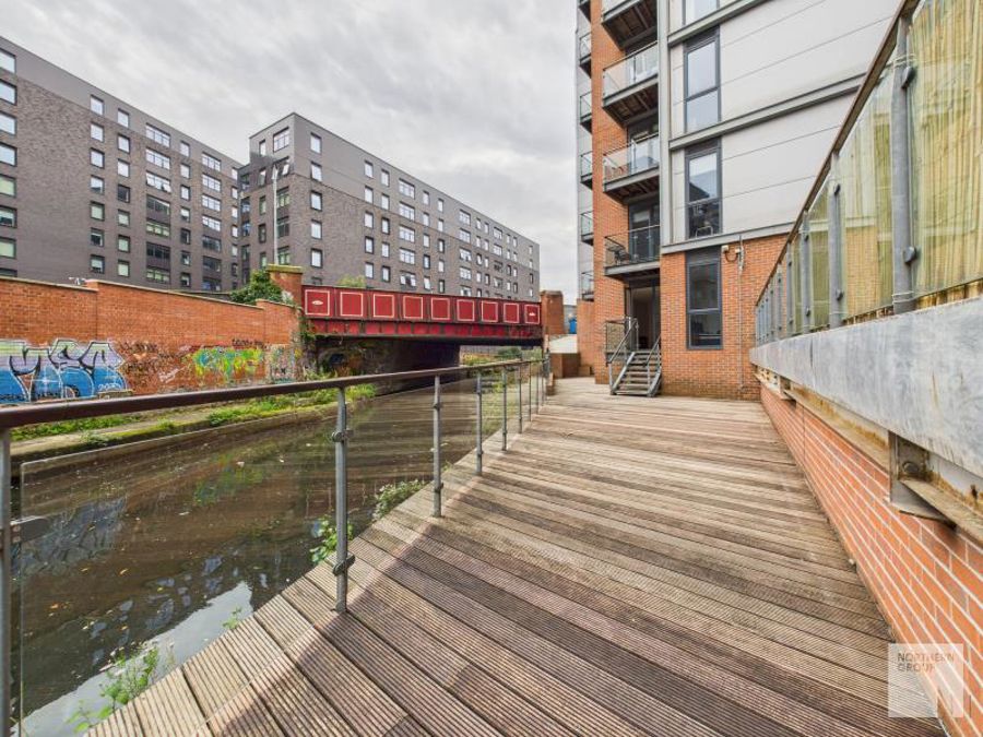 Apt G.09 :: Flint Glass Wharf image 5
