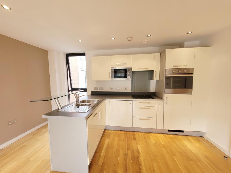 Apt 4.11 :: Flint Glass Wharf image 2