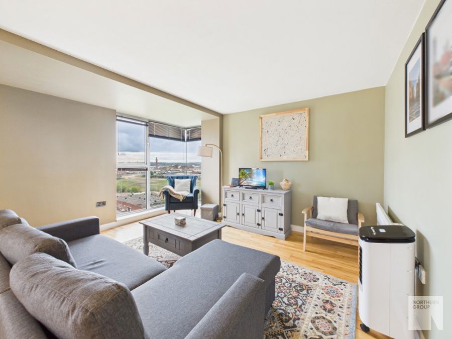 Emmeline :: Manchester image 1