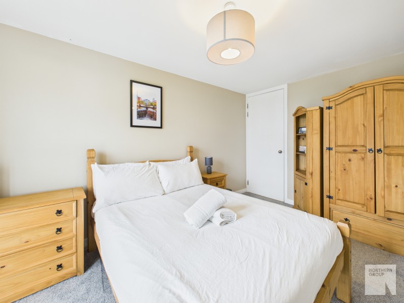 Emmeline :: Manchester image 7