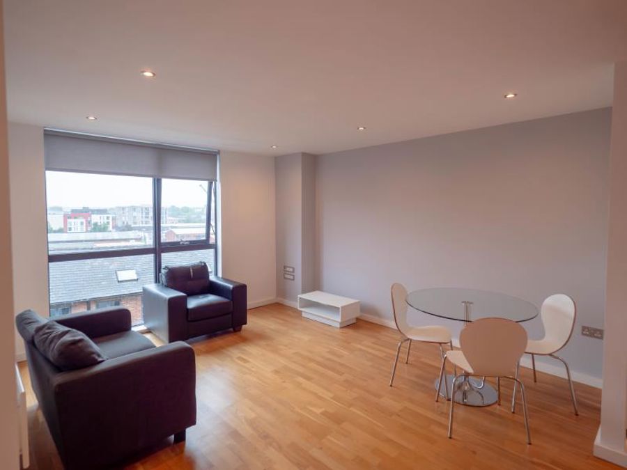 Apt 4.18 :: Flint Glass Wharf image 1