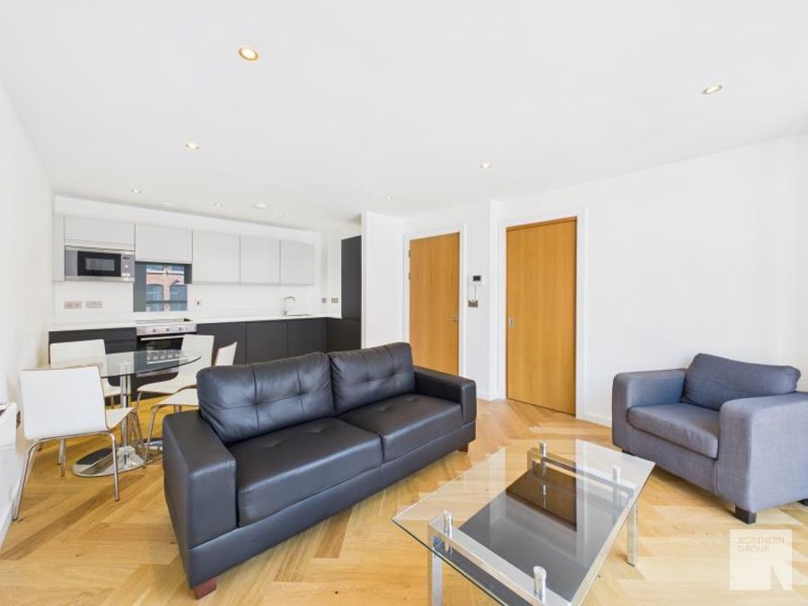Apt 2.02 :: Flint Glass Wharf image 1