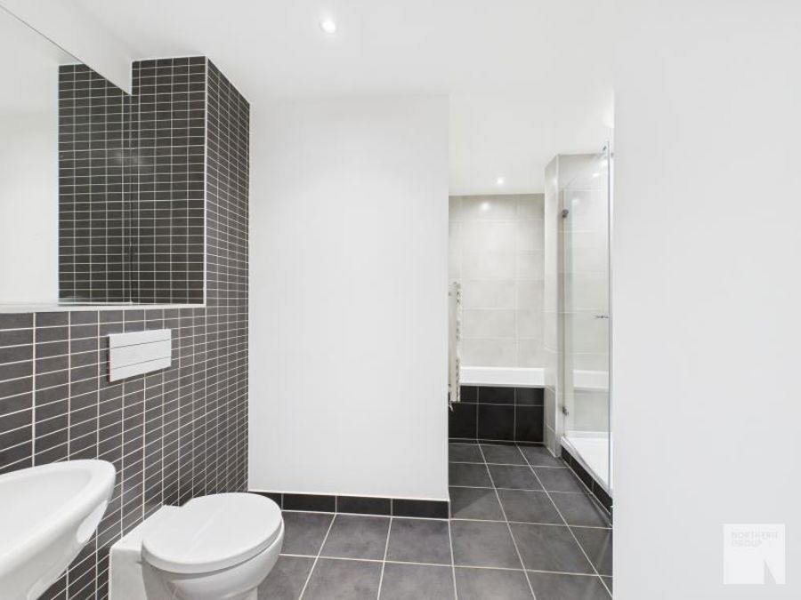 Apt 2.02 :: Flint Glass Wharf image 10