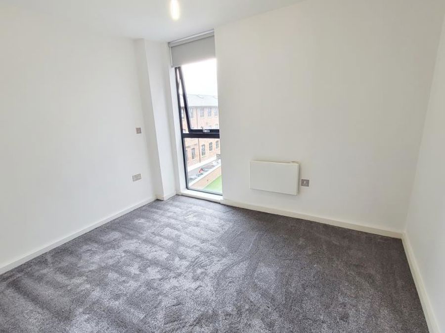 Apt 5.03 :: Flint Glass Wharf image 4