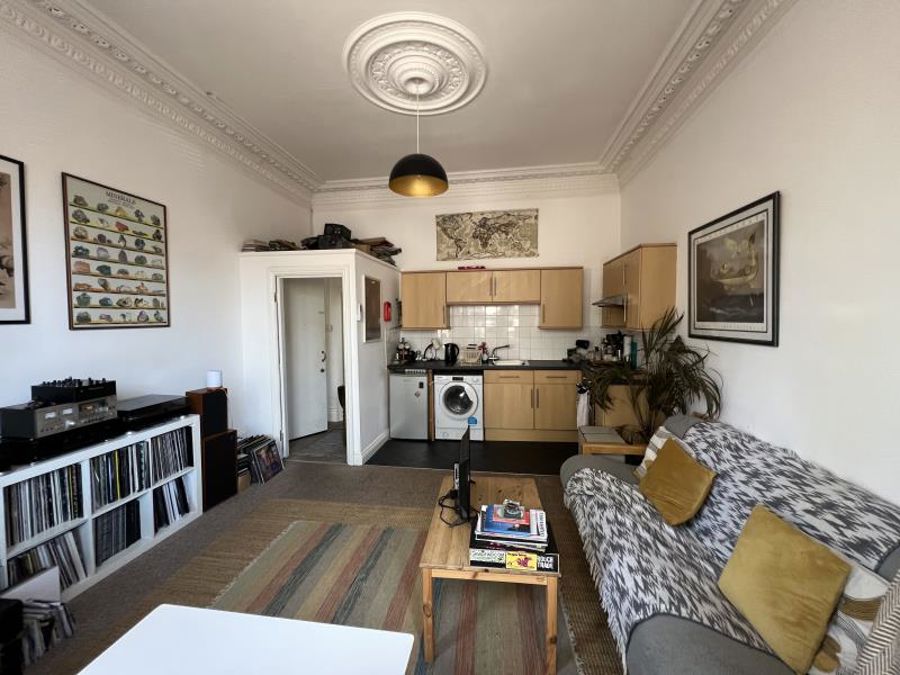 Flat 1, 16 Mayfield Road image 2