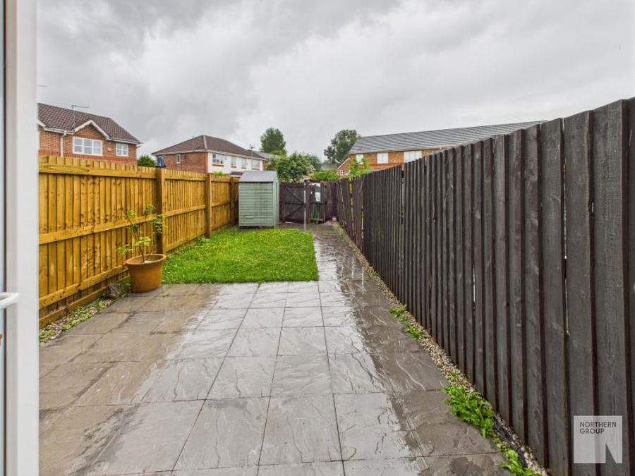 Greetland Drive :: M9 image 4