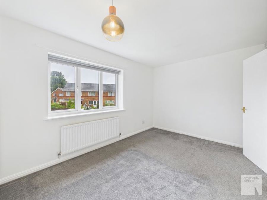 Greetland Drive :: M9 image 7