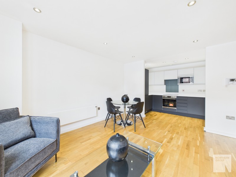Apt G.12 :: Flint Glass Wharf image 4