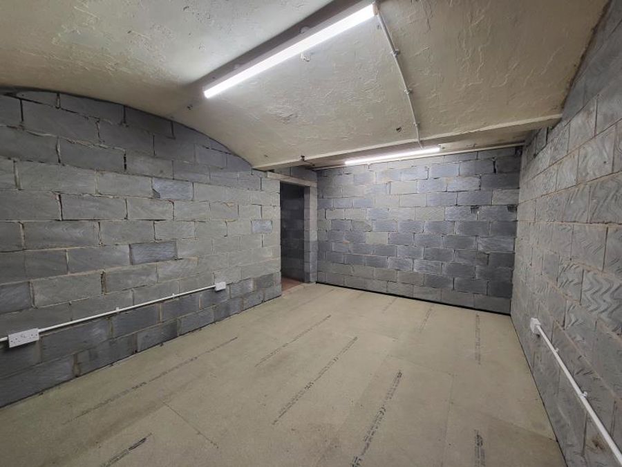 Room 19 :: Wellington House  image 1