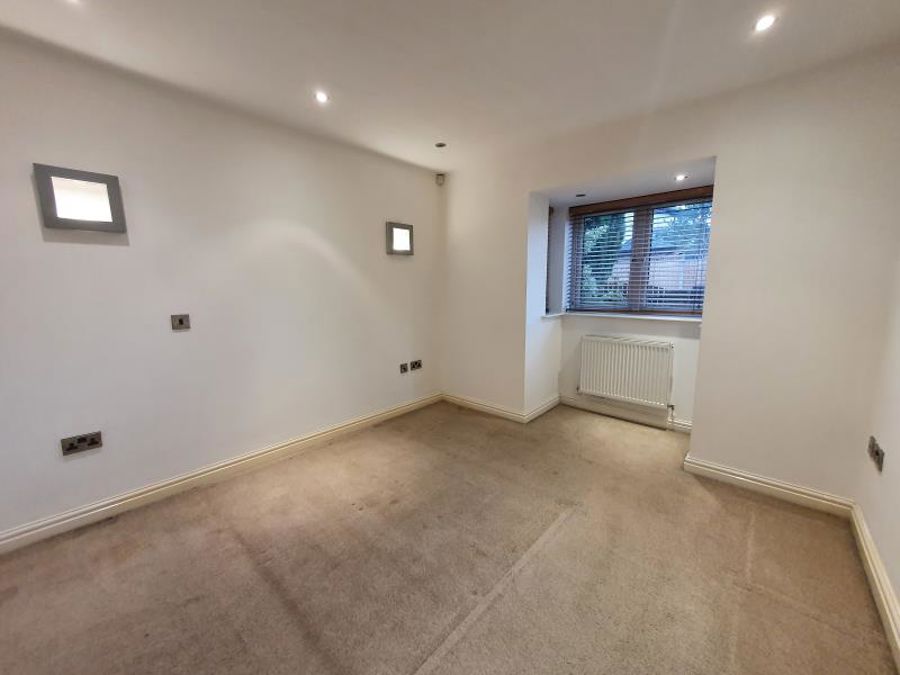 Greenbank Road :: Gatley  image 5