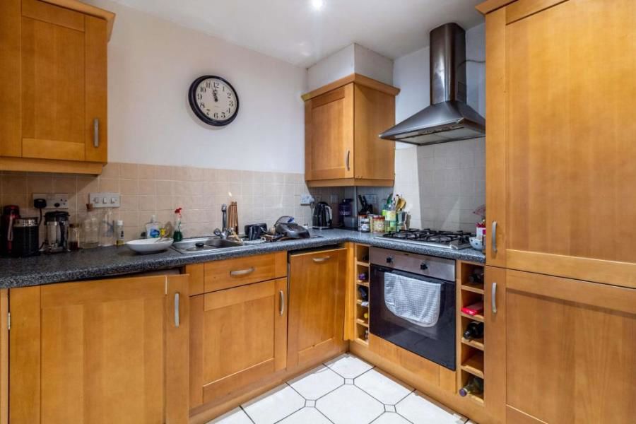 New Barns Avenue :: Chorlton image 5
