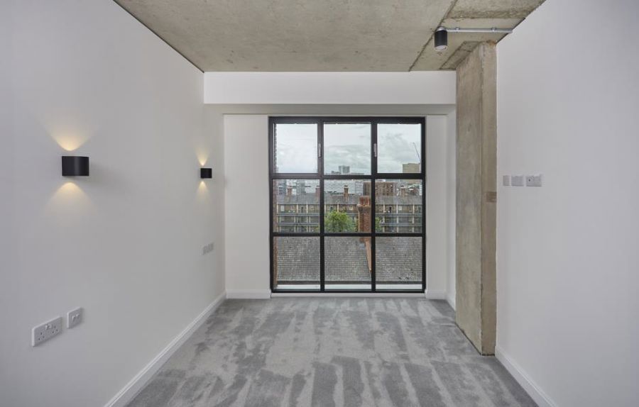 4.11 :: One Silk Street image 7