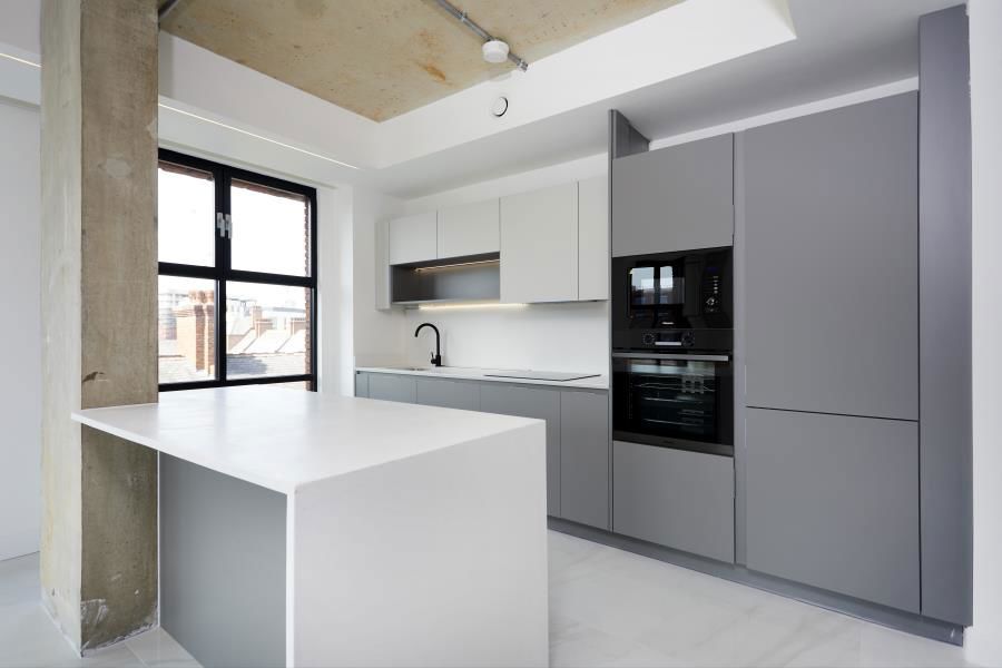 Apt 4.10 :: One Silk Street image 2
