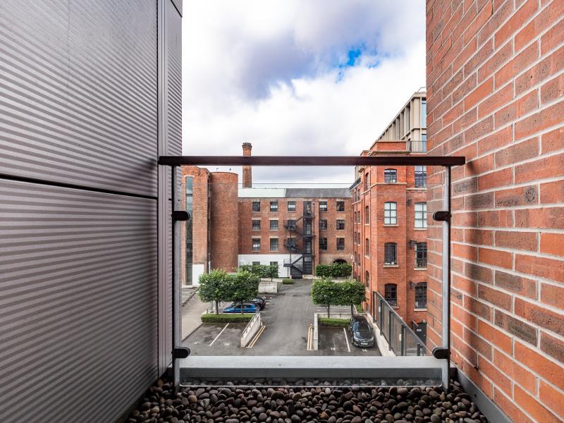 Apt 4.06 :: Flint Glass Wharf image 2