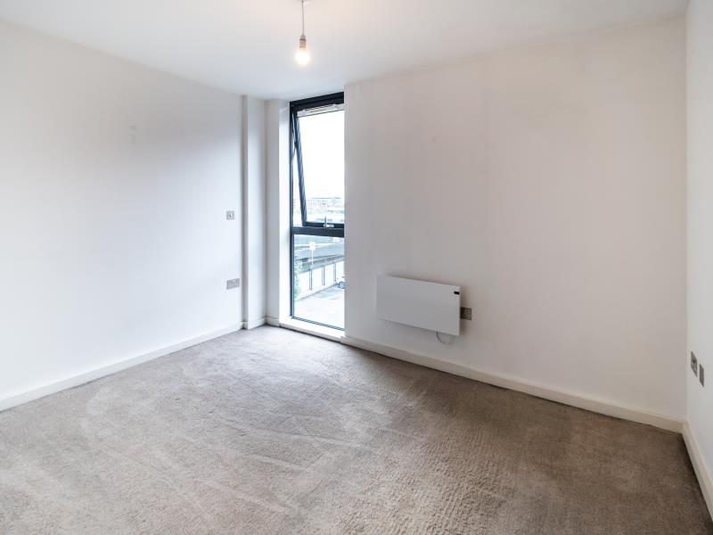 Apt 4.06 :: Flint Glass Wharf image 6