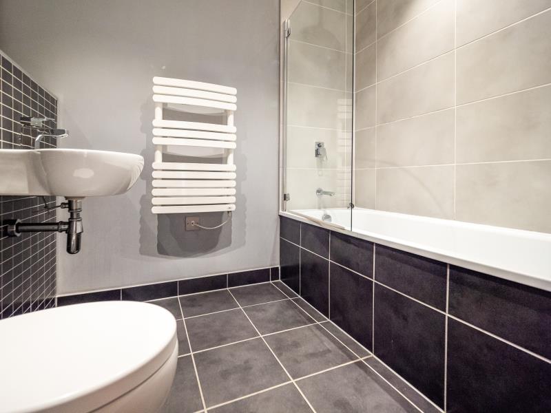 Apt 4.06 :: Flint Glass Wharf image 7