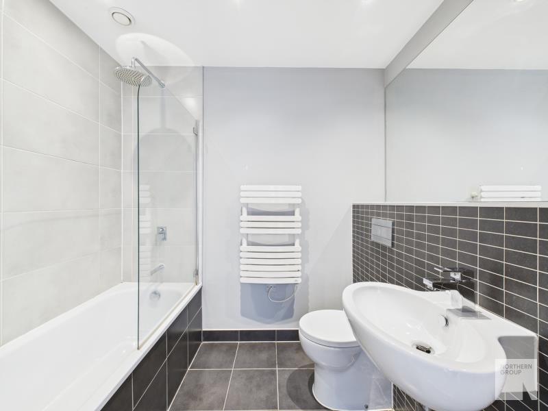 Apt 4.19 :: Flint Glass Wharf image 6