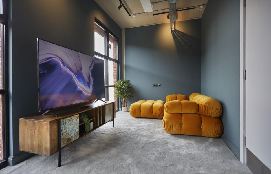 Private office at One Silk Street image 2