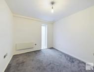 Apt 5.06 :: Ice Plant image 7