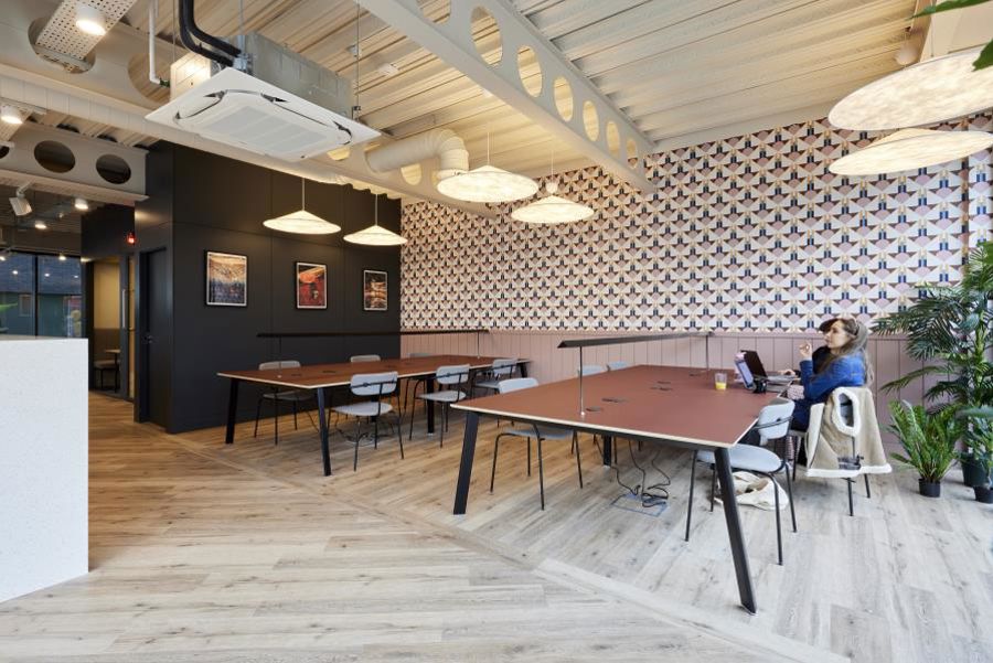 Coworking desk at COLONY image 1
