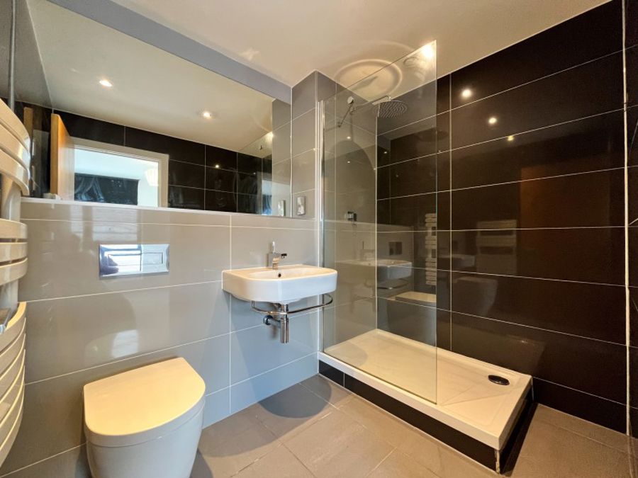 Apt 6.02 :: Flint Glass Wharf image 6