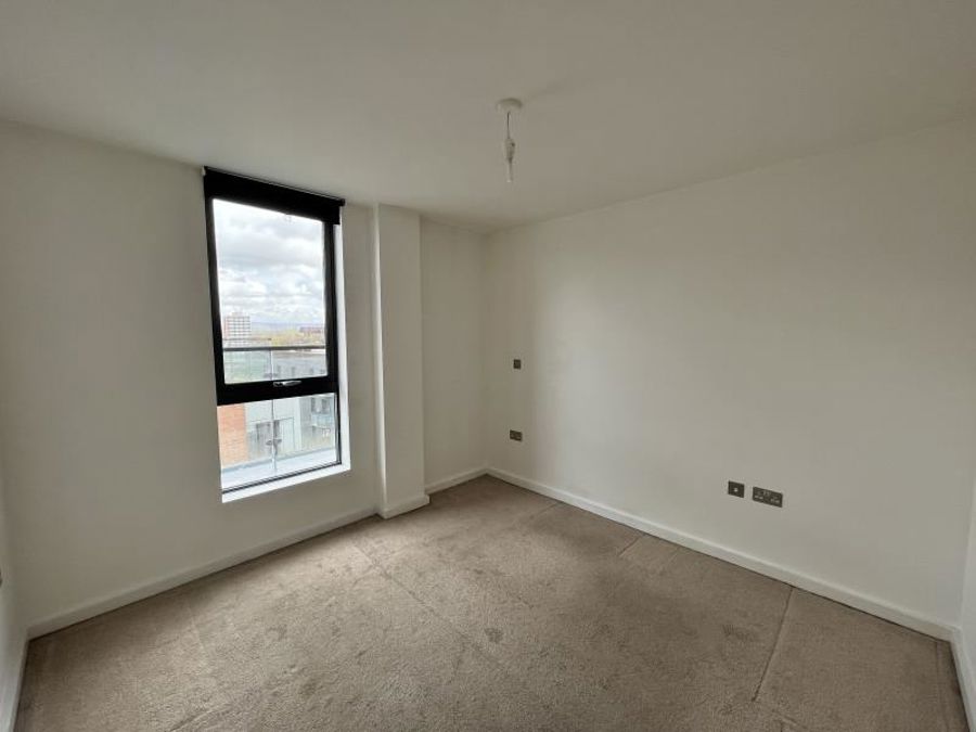 Apt 6.02 :: Flint Glass Wharf image 7