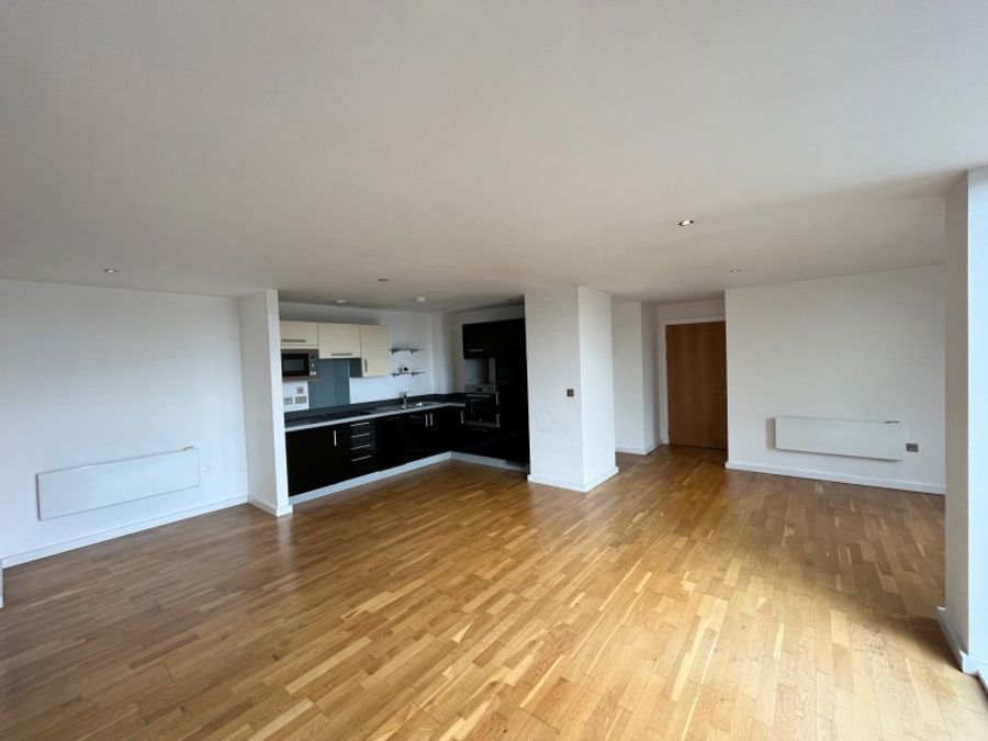 Apt 6.02 :: Flint Glass Wharf image 12