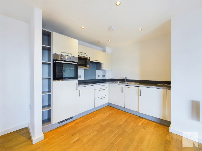 Apt 2.08 :: Flint Glass Wharf image 4