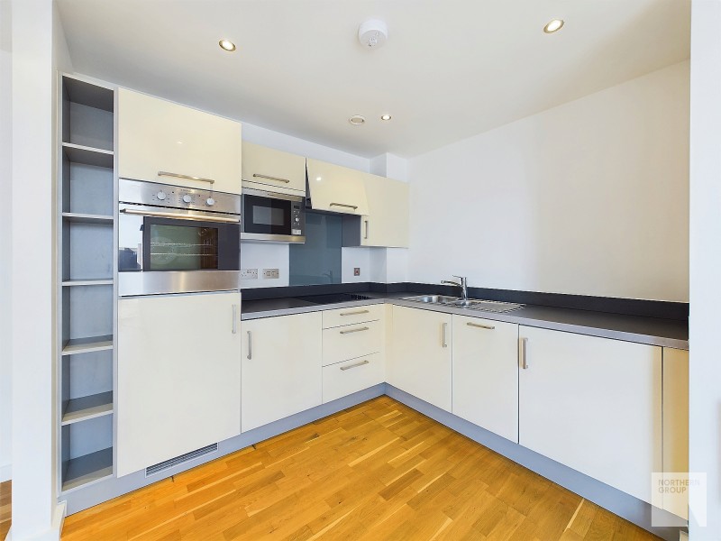Apt 3.09 Flint Glass Wharf image 3